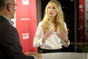 Referat: Toughest och Pink Programming – två unga rörelser vid vägskäl