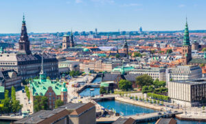 Heimstaden vräker ut danska fastigheter