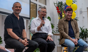 Celebert när Game Habitat firade