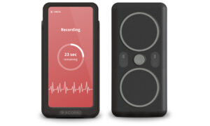 Acorai fyller på kassan