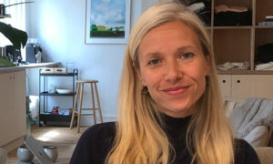 Hon sätter 1 miljard i rullning