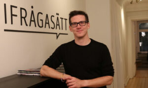 Techprofil går in i Ifrågasätt