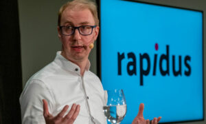 Neo4J står vid ett vägskäl