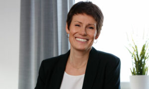 Hon tar över familjeimperiet